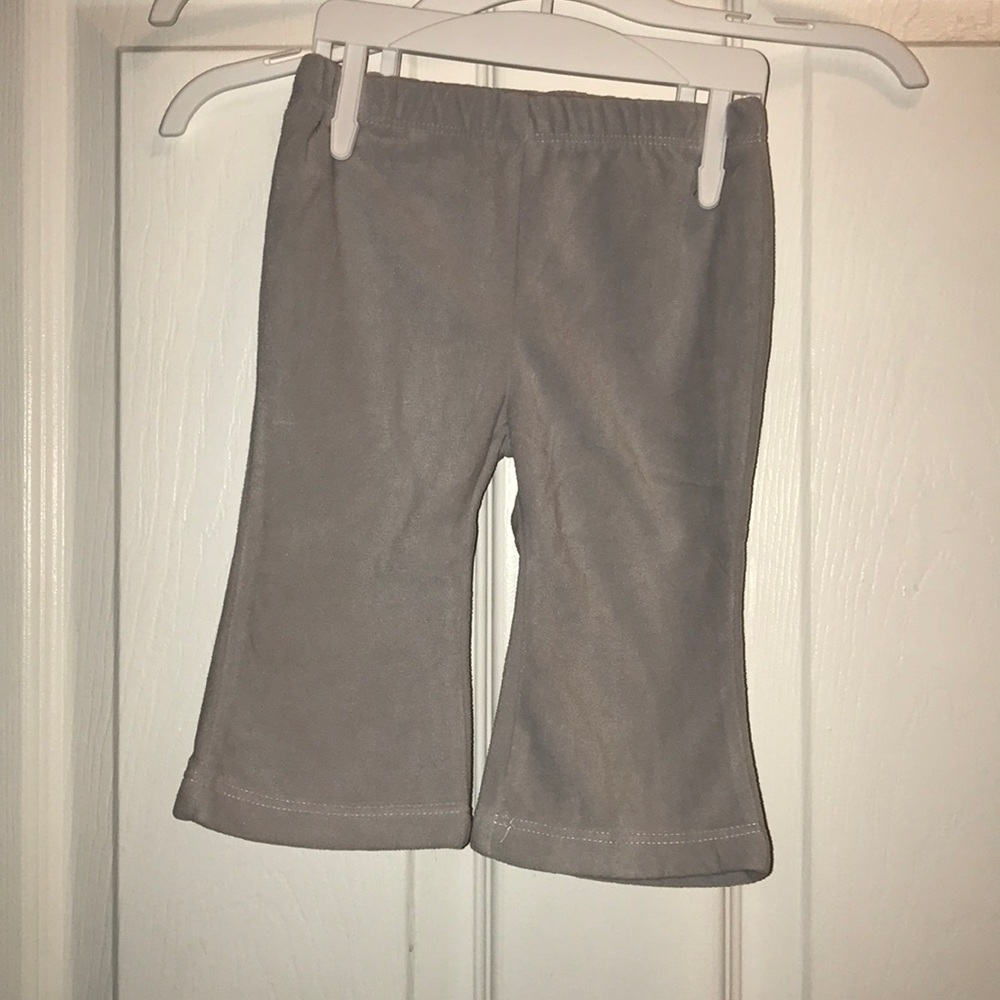Carter’s grey bottoms